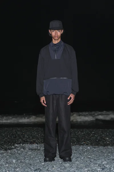 Look 7